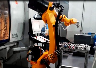 四軸搬運機器人應(yīng)用現(xiàn)場