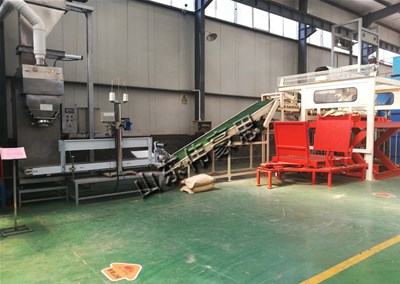 化肥高位全自動碼垛機怎么樣安全嗎？