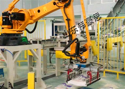 飼料全自動碼垛機械手的必然趨勢