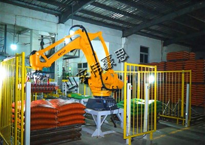 硝酸銨碼垛機(jī)器人的核心技術(shù)