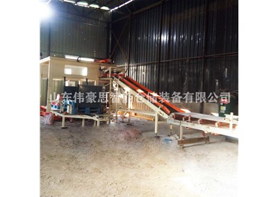 燒堿自動高位碼垛機(jī)的功能特點(diǎn)