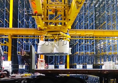 800KG硫磺全自動裝車機(jī) 噸包智能裝車設(shè)備現(xiàn)場