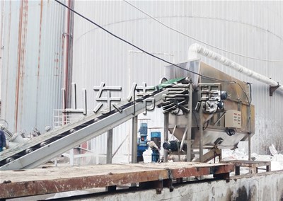 工業(yè)鹽自動拆袋機是如何工作的？