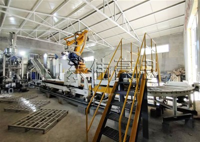 氫氧化鈉全自動拆包機器人工作原理是什么？